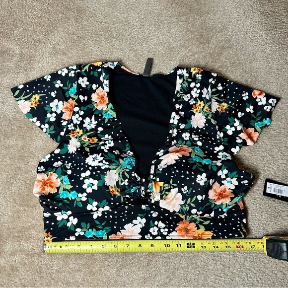 Torrid Flutter Sleeve Bikini Top, Size 2, NWT - Picture 2 of 6